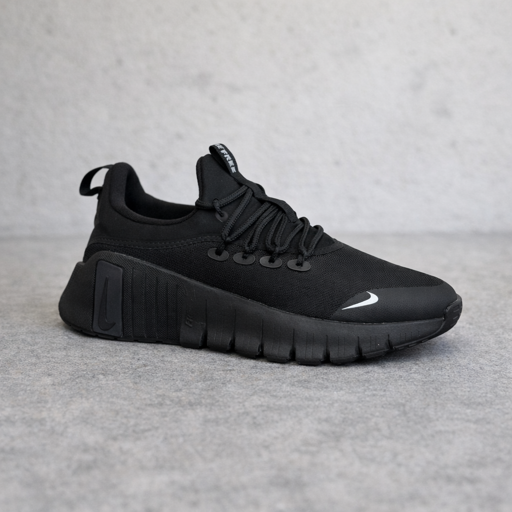 NIKE FREE