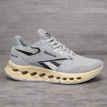 REBOOK ROYAL