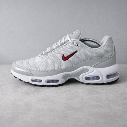 NIKE TN