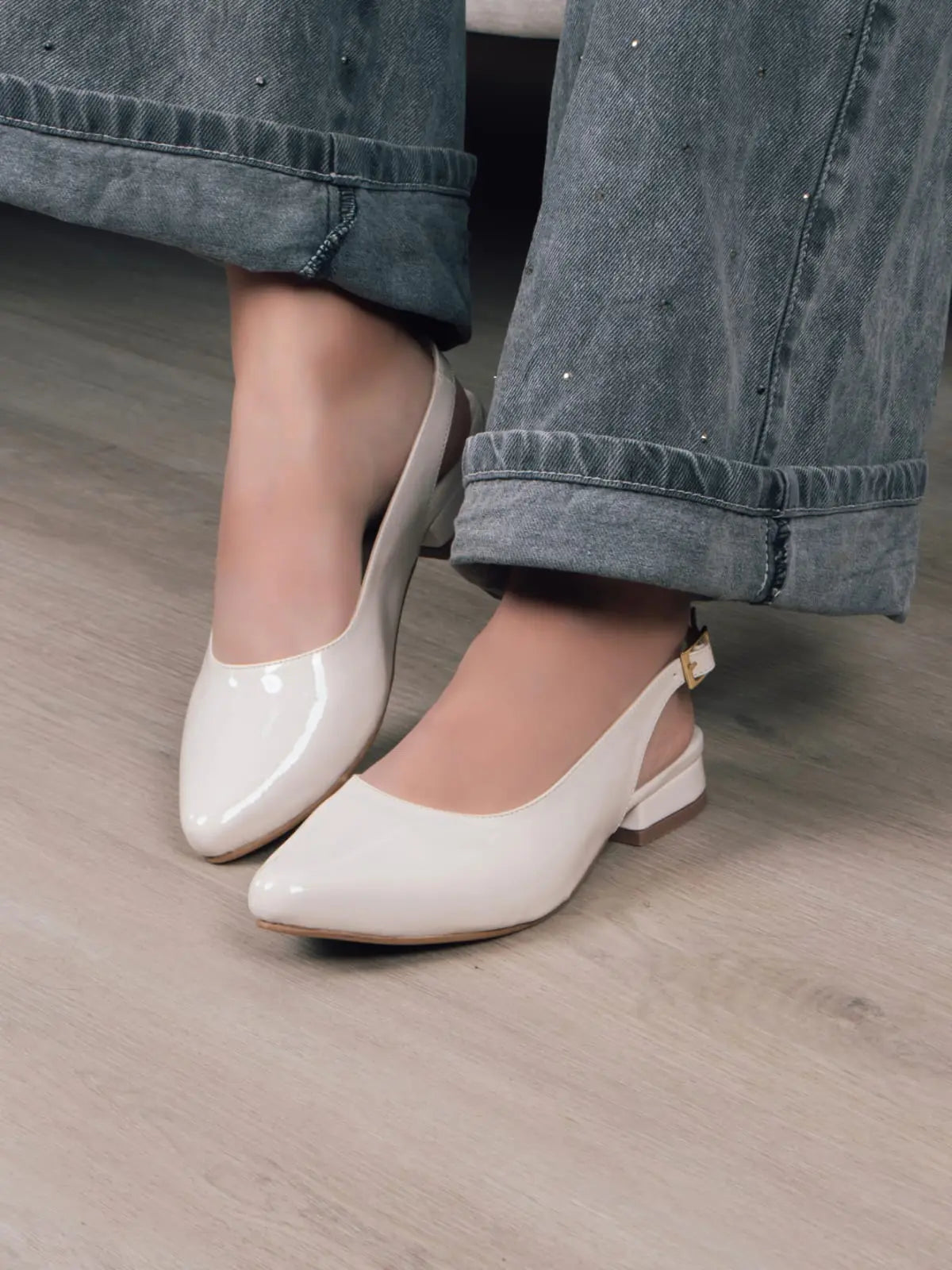 Zapato Tacón Bajo para Mujer Anastasia Beige - VEVANT Colombia